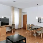 Hotel Heinhotel Vienna Airport 4*