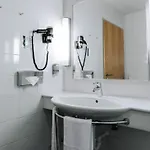 Heinhotel Vienna Airport 4*