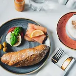 Heinhotel Vienna Airport Hotel 4*