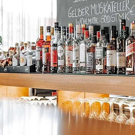 Heinhotel Vienna Airport Szálloda