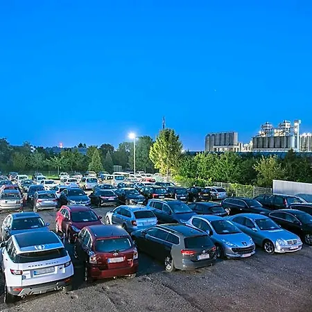 Heinhotel Vienna Airport 4*