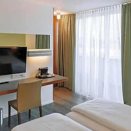 Heinhotel Vienna Airport Szálloda