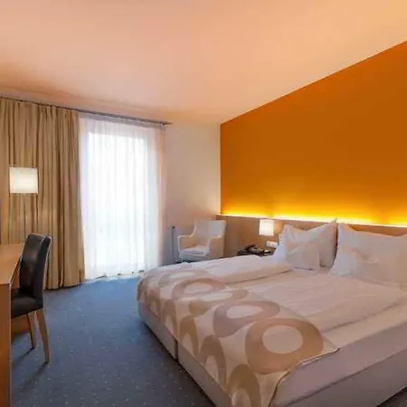 Hotel Heinhotel Vienna Airport 4*