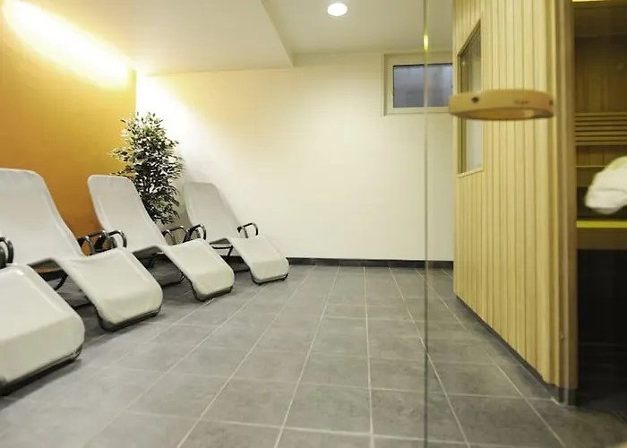 Heinhotel Vienna Airport 4*